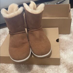 UGG Brown Winter Boots with Cream Lining
